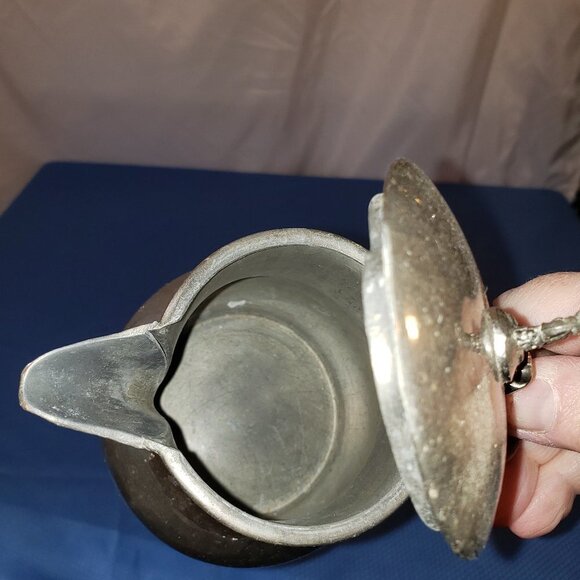 ROCHESTER STAMPING CO. ARGENTINE #2323 SILVERPLATE CREAMER HINGED LID PITCHER 5" - Picture 3 of 8